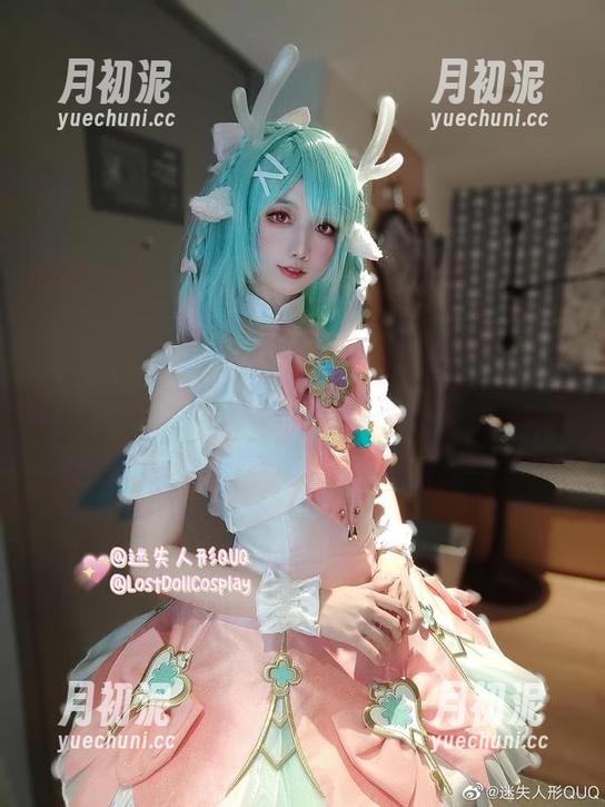 迷失人形QUQ 迷失人形QUQ最新黑丝系列:高清美图,不小心碰到了自己的心神。