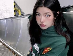 微密圈 - 红底高跟大集合，陈佩奇来开启我们的私房新视野！