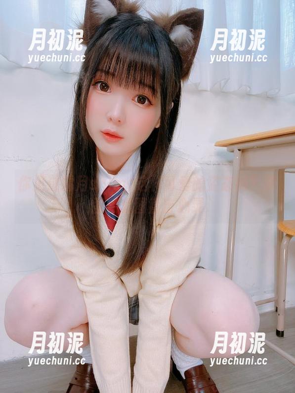 你见过霜月shimo这样可爱的姿态吗？原图和套图直击心灵